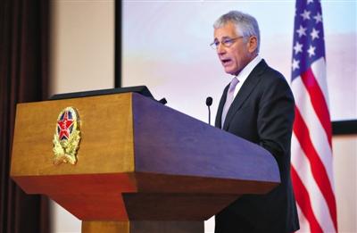 昨日下午，美國國防部長哈格爾在中國國防大學(xué)發(fā)表演講。