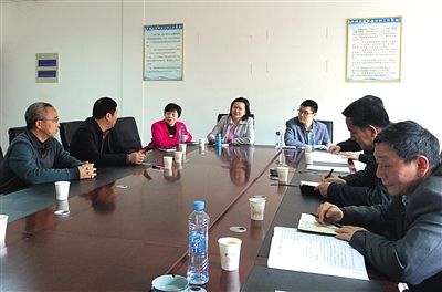 江西省豐城市信訪局接待室，中央信訪督查組約談信訪人。記者 賈世煜 攝