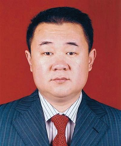 慶安縣委常委、副縣長董國生