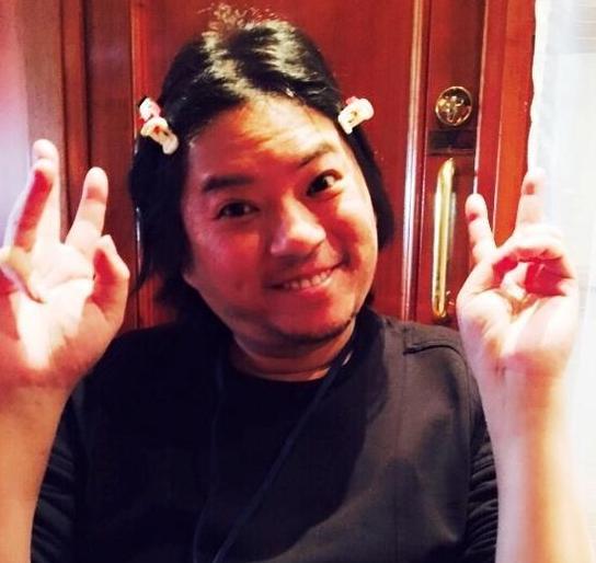 有一種傷害叫高曉松的自拍。