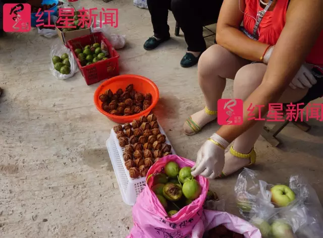 文玩核桃遇冷由幾萬一對降到5元沒人要？商戶否認(rèn)