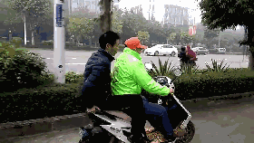 出門打驢?南寧滴滴打驢被緊急叫停 涉嫌非法營(yíng)運(yùn)