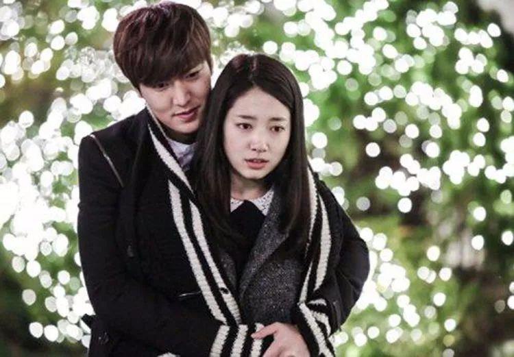 從李敏鎬到李棟旭，再次分手的“男神收割機(jī)”裴秀智被嘲太花心？