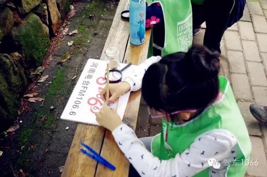 寶貝，爸爸媽媽一直在身后看你認(rèn)真完成任務(wù)！我的女兒棒棒噠！