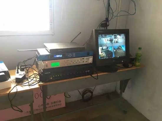 嶄新的廣播設(shè)備將讓孩子們的聲音和夢想飄向更遠(yuǎn)的地方。