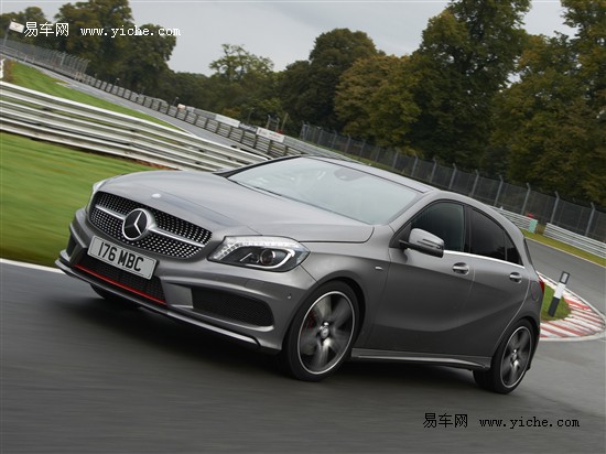 奔馳A260國內(nèi)實(shí)拍圖片 奔馳A260國內(nèi)實(shí)拍圖片