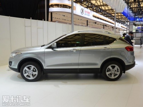 一汽奔騰X80諜照曝光 一汽奔騰X80諜照曝光