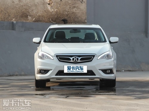 北京汽車(chē)2013款紳寶