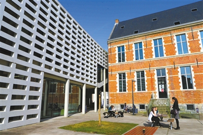 位于布魯日的歐洲學(xué)院。