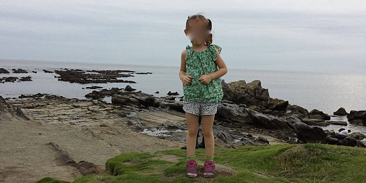 日女童身后驚現(xiàn)幽靈武士走紅 日女童身后驚現(xiàn)幽靈武士走紅