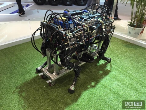 國產(chǎn)“大狗”機器人真身曝光 國產(chǎn)“大狗”機器人真身曝光