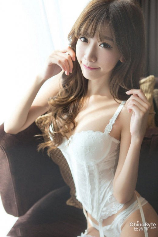 川音校花胡恩綺PK翻版林志玲