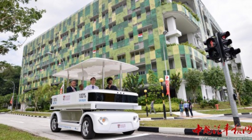 無(wú)人駕駛公交車(chē) 無(wú)人駕駛公交車(chē)