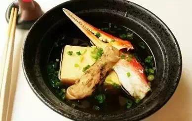 就一點(diǎn)兒紫菜跟生魚片 日料沒吃什么為啥還那么貴？