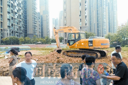 昨天，由于附近居民抗議，紅旗變電站項目再次停工