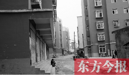 堯山景區(qū)隨處可見小產(chǎn)權(quán)房 堯山景區(qū)隨處可見小產(chǎn)權(quán)房