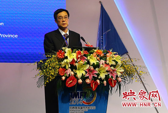 鄭州航空港區(qū)管委會主任張延明。