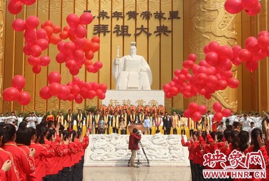 4月20日，乙未年黃帝故里拜祖大典進(jìn)行了彩排。