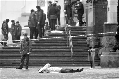 12月29日，俄羅斯南部城市伏爾加格勒火車(chē)站發(fā)生爆炸，已造成至少18人死亡，40人受傷。