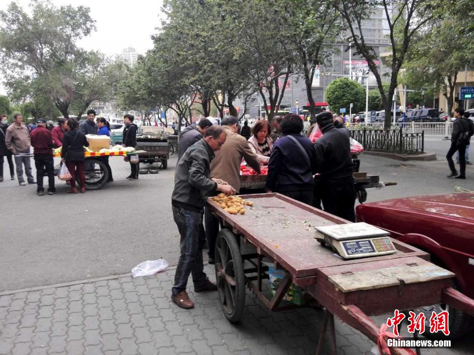 自治區(qū)和烏魯木齊市有關(guān)部門(mén)迅速處置，傷員已全部送往醫(yī)院救治。