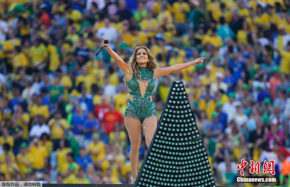 北京時間6月13日凌晨2時，巴西世界杯正式拉開帷幕。