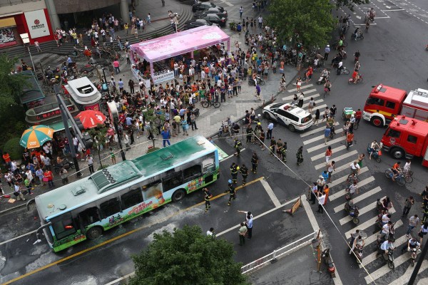 圖為現(xiàn)場(chǎng)。