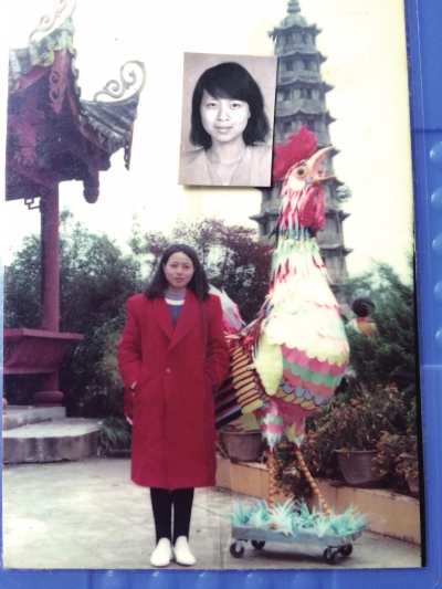 邱巧媚年輕時(shí)的照片。