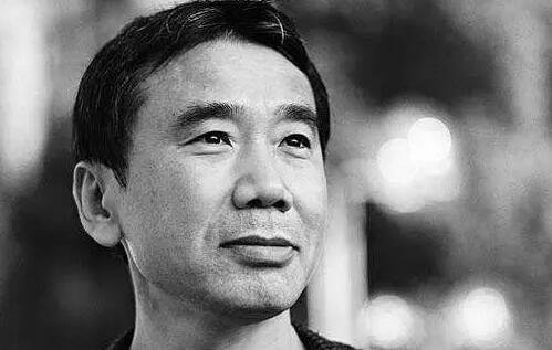 但賠率并非完全靠蒙。比如在2012年，Ladbrokes就成功壓中莫言獲獎。而去年得主阿列克謝耶維奇，在諾獎公布前一周反超村上春樹位列賠率榜首位。