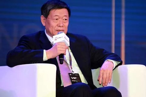 在2015(第八屆)金麒麟論壇上，山東魏橋創(chuàng)業(yè)集團(tuán)董事長張士平表示，要想企業(yè)搞得好，必須讓員工過得好，我們企業(yè)負(fù)責(zé)為員工蓋房子，保證每個員工有一套房子，從90平方到160平方不等，這就解決了把農(nóng)村勞動力轉(zhuǎn)移到城市的問題，也解決了我們的職工家屬的問題，叫職工真正以企業(yè)為家。