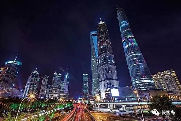 【解局】黨報(bào)頭版專談上海，意在一個(gè)全國(guó)性的潛規(guī)則