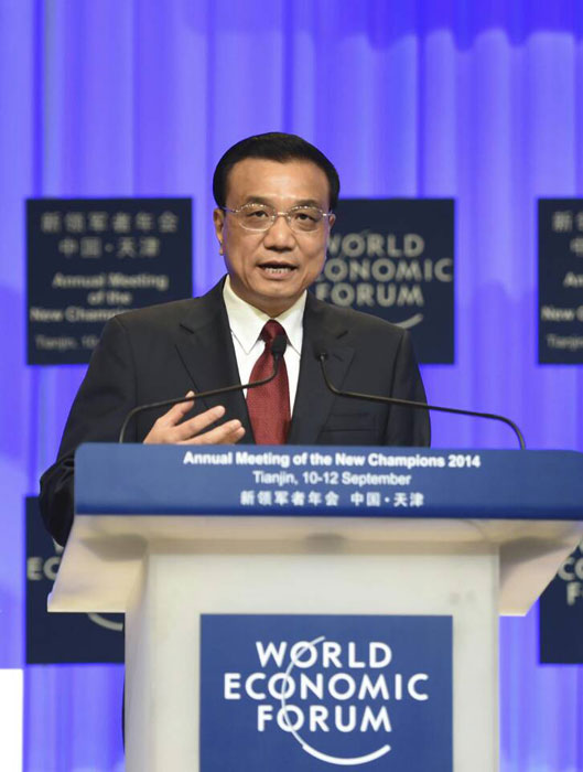 李克強(qiáng)總理出席夏季達(dá)沃斯論壇并發(fā)表開幕式致辭。