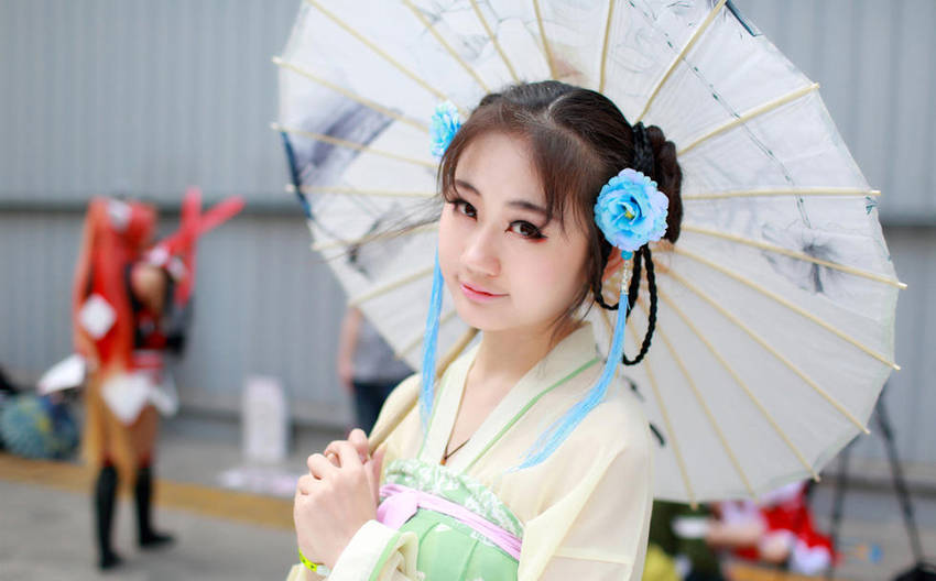 成都舉行西南最大動(dòng)漫展 性感萌妹頻頻搶鏡 成都舉行西南最大動(dòng)漫展 性感萌妹頻頻搶鏡