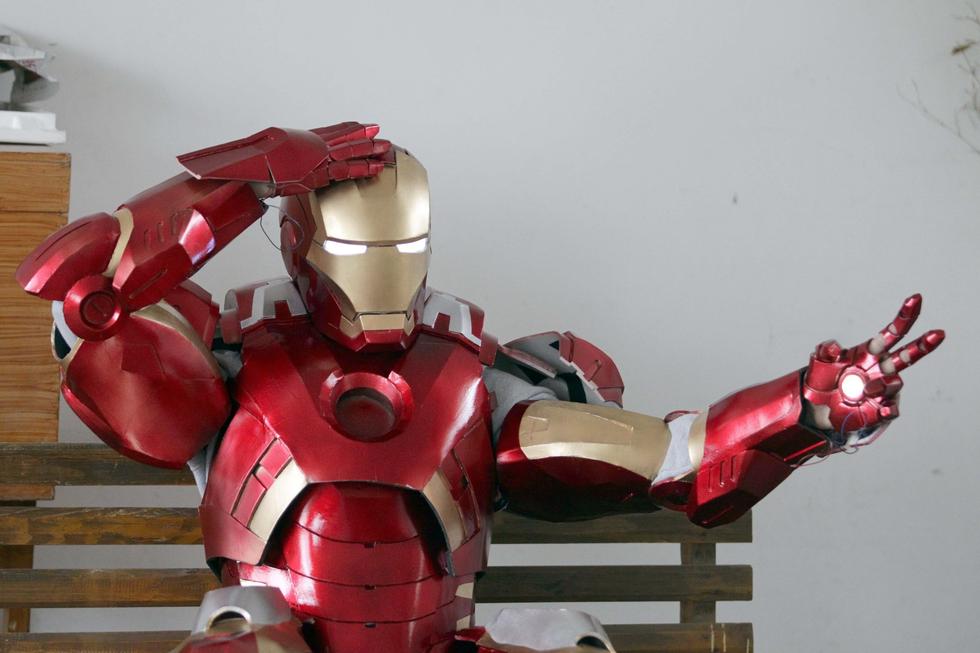 江蘇理工男打造鋼鐵俠套裝 成本僅500元 江蘇理工男打造鋼鐵俠套裝 成本僅500元