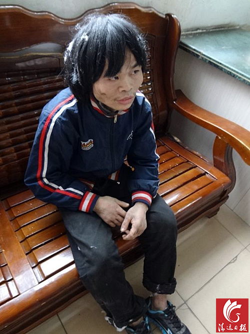 1997年16歲時被“杜某”以招工名義帶離家鄉(xiāng)關押干活至今。