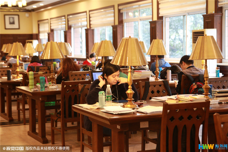 重慶大學改造翻新的“民國風圖書館”走紅網(wǎng)絡，引得無數(shù)網(wǎng)友點贊