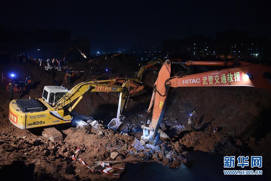 救援車源源不絕，救援人源源不斷——深圳滑坡災(zāi)害救援處置36小時(shí)全景掃描