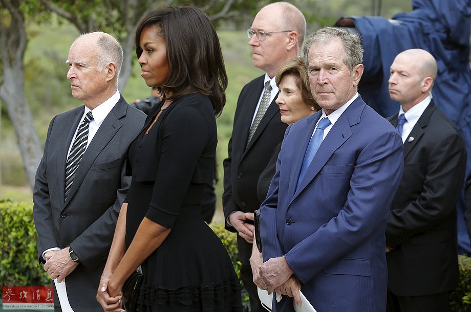 各國領(lǐng)導(dǎo)人退休后都干啥？小布什刷盤布朗教書