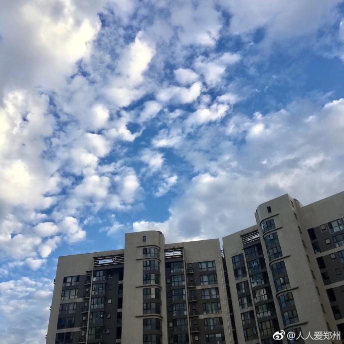 又被鄭州的藍天刷屏！隨便一拍就是手機壁紙