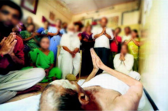 揭秘印度古老耆那教禁食儀式 每年數(shù)百信徒餓死(組圖) 揭秘印度古老耆那教禁食儀式 每年數(shù)百信徒餓死(組圖)