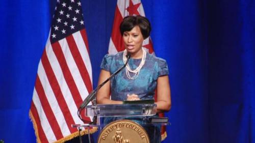 穆麗爾·鮑澤成為了華盛頓歷史上第一位非裔女市長(zhǎng)。