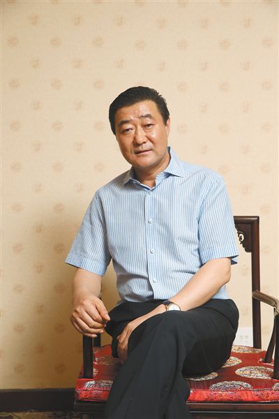 　張新明金業(yè)集團(tuán)董事長(zhǎng)。2002年進(jìn)入焦炭領(lǐng)域。2010年，張新明將金業(yè)煤焦化集團(tuán)部分資產(chǎn)以79億賣(mài)