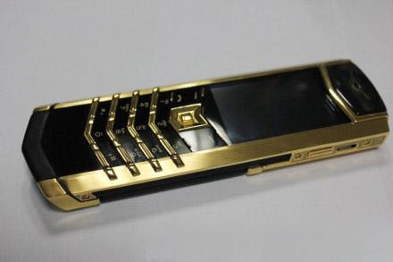 Vertu手機，資料圖