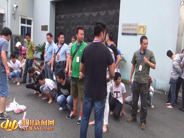 公安局管抓捕詐騙公司現(xiàn)場（警方視頻截圖）。