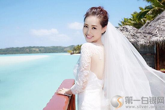 馬蓉黃牛票蹭紅毯 如今連30萬(wàn)都付不起 馬蓉黃牛票蹭紅毯 如今連30萬(wàn)都付不起