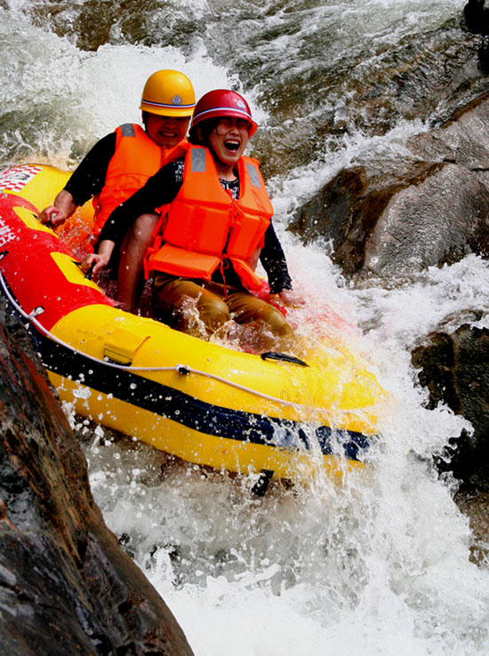 豫西大峽谷:天天漂流不缺水 高速直達更快捷 豫西大峽谷:天天漂流不缺水 高速直達更快捷