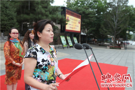 《中國(guó)成語故事》在國(guó)家5A景區(qū)皇城相府開機(jī)拍攝 《中國(guó)成語故事》在國(guó)家5A景區(qū)皇城相府開機(jī)拍攝