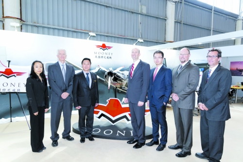 　　在今年的珠海航展上,河南人民看到一個(gè)熟悉的國(guó)際飛機(jī)品牌——美國(guó)穆尼飛機(jī)。