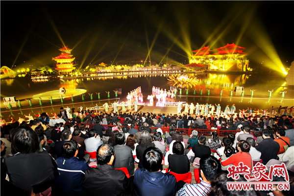 中國(guó)旅游日 《大宋·東京夢(mèng)華》半價(jià)惠民 中國(guó)旅游日 《大宋·東京夢(mèng)華》半價(jià)惠民