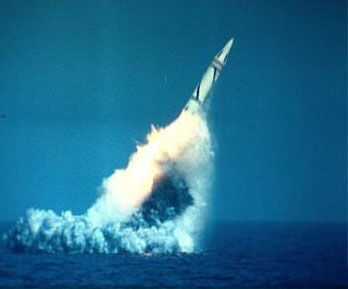 我國研巨浪-1潛射導(dǎo)彈無仿制對(duì)象靠自已摸索 我國研巨浪-1潛射導(dǎo)彈無仿制對(duì)象靠自已摸索