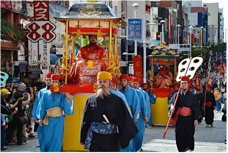 日本沖繩千人化妝游行迎中國“冊封使”(圖)